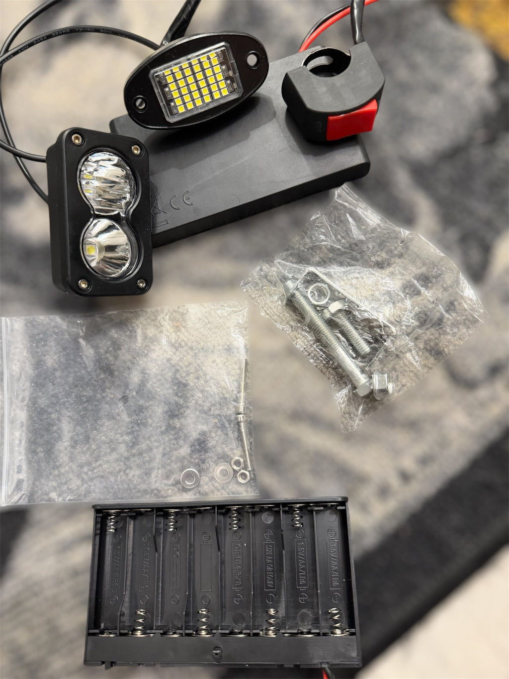 Battery powered Baja & rock light kit