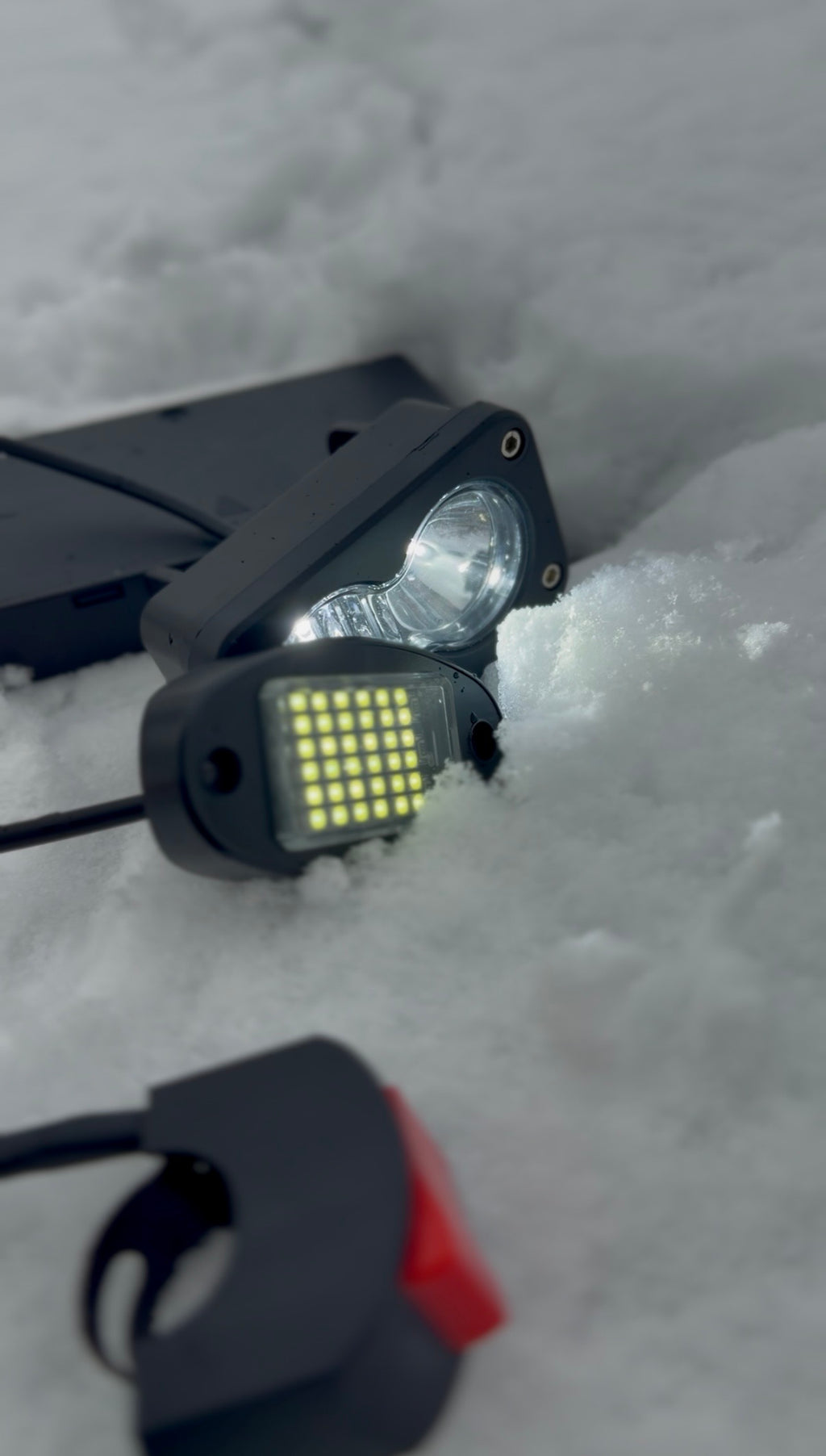 Battery powered Baja & rock light kit